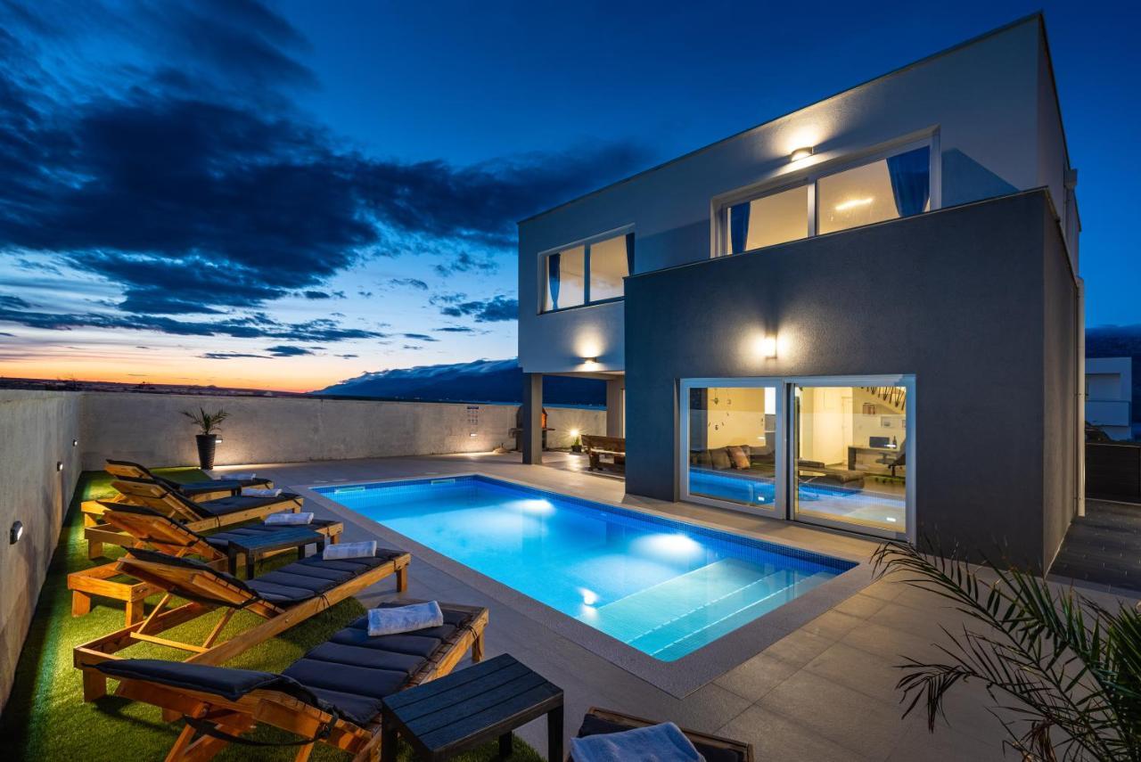 Luxury Villa Noemi Ražanac Exterior foto